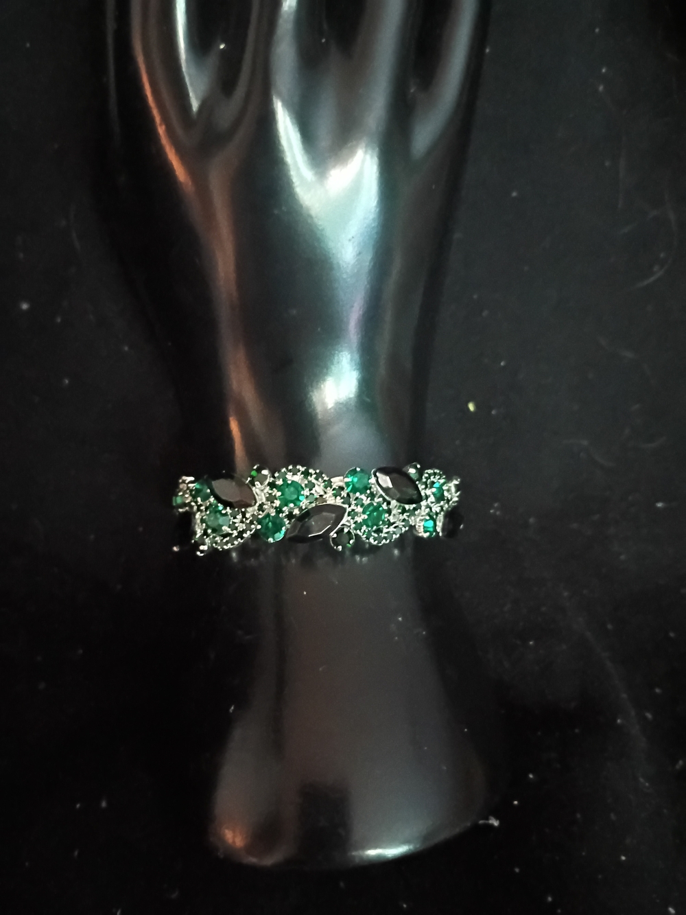 Emerald Green Crystal Leaf Band Ring - Women Jewelry
